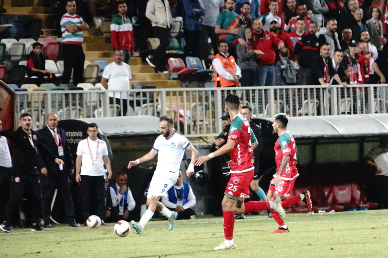 Türkiye 3. Futbol Ligi 2. Grupta mücadele eden Ergene Velimeşespor