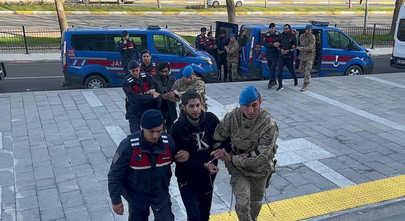 Tekirdağ’da terör örgütü DEAŞ’a yönelik düzenlenen operasyonda 5 şüpheli gözaltına