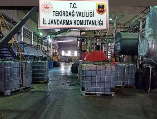 Tekirdağ'ın Çerkezköy ilçesinde 12 bin 650 litre kaçak akaryakıt ele