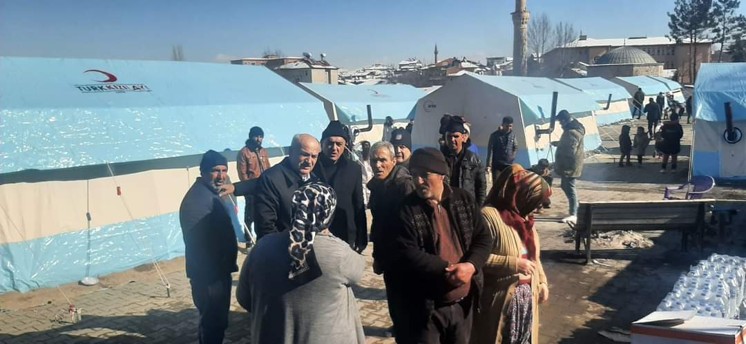 Deprem Bölgesinden Çağrı Yapan İYİ Partili Kaplan: Acil Odun, Kömür