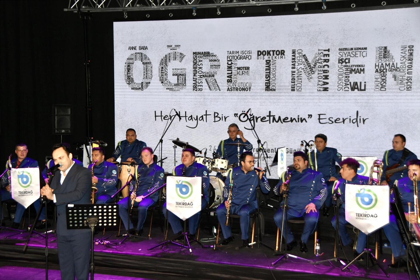 Tekirdağ Büyükşehir Belediyesi Kent Orkestrası tarafından 24 Kasım Öğretmenler Günü