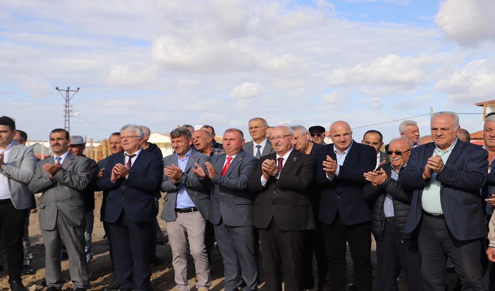 Çukuryurt Düğün Salonu Temeli Atıldı Sosyal belediyeciliğin başarılı örneklerini sergileyen Tekirdağ Büyükşehir Belediyesi, Saray ilçesine