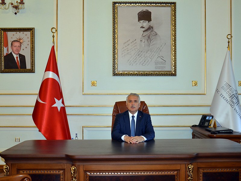 Cumhurbaşkanı Recep Tayyip Erdoğan'ın imzasıyla Resmi Gazete'de yayımlanan Valiler Kararnamesi