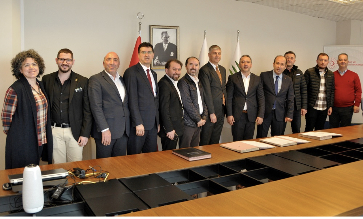 Yerli ve Milli tohum için protokol imzalandı Trakya Çiftçisini Yerli ve Milli Ayçiçeği Tohumuyla Buluşturacak Protokol İmzalandı