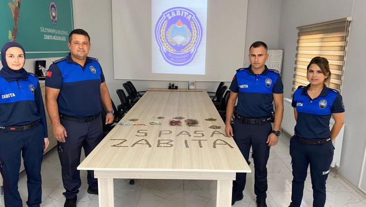 Süleymanpaşa kent merkezinde bulunan cami önlerinde dilencilik yaparak vatandaşların duygularını