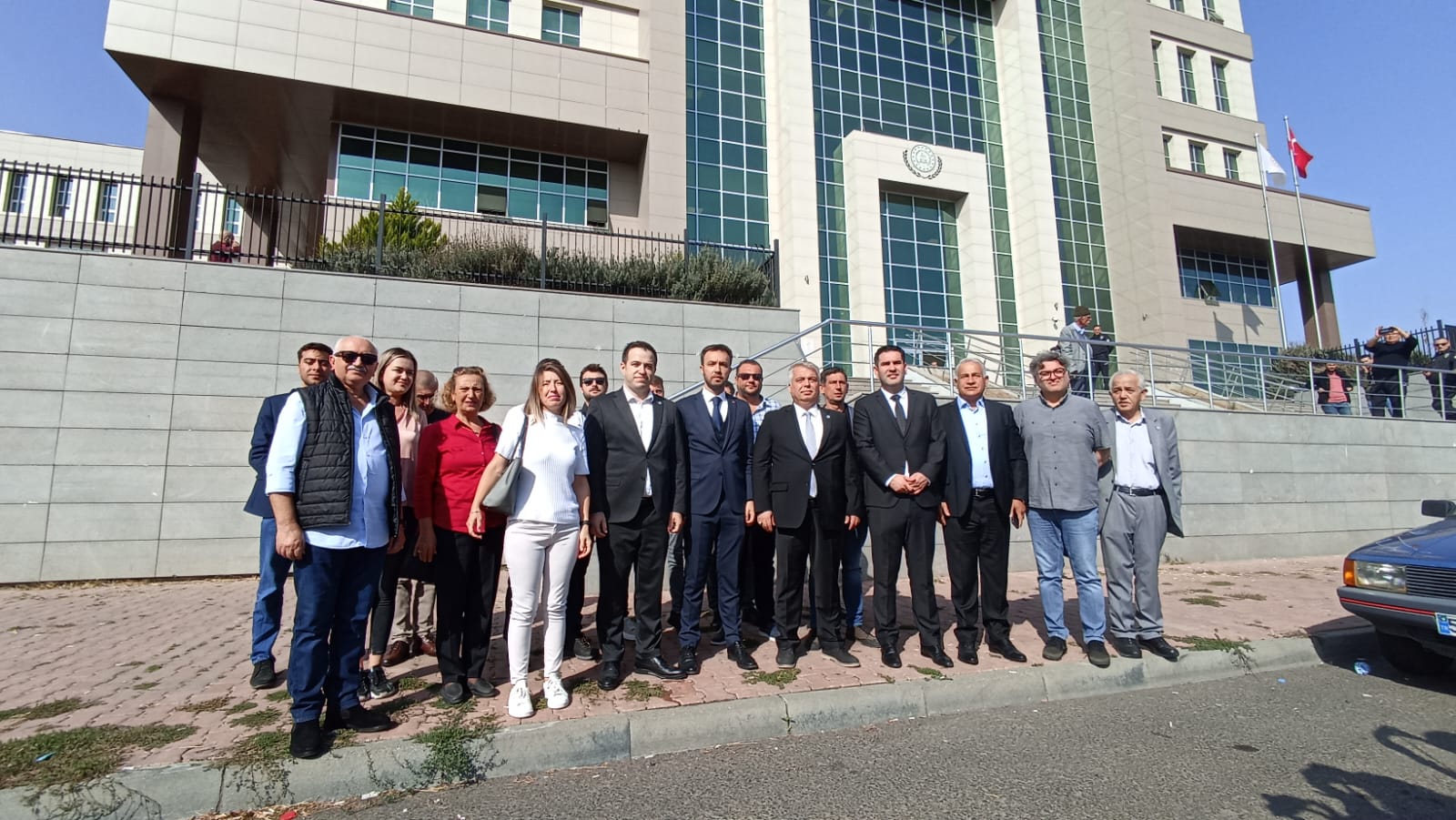 İYİ Parti Tekirdağ İl Başkanlığı, tutuklu gazeteciler Serkan Kafkas, Süha