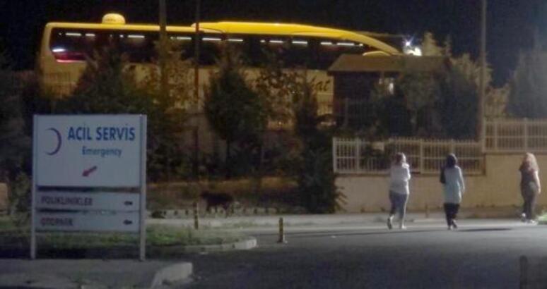 Şehitlik ziyareti sonrası öğrenciler yemekten zehirlendi BAYBURT’tan Çanakkale’ye şehitlik ziyaretine giden bir grup öğrenci, dönüş yolunda yedikleri