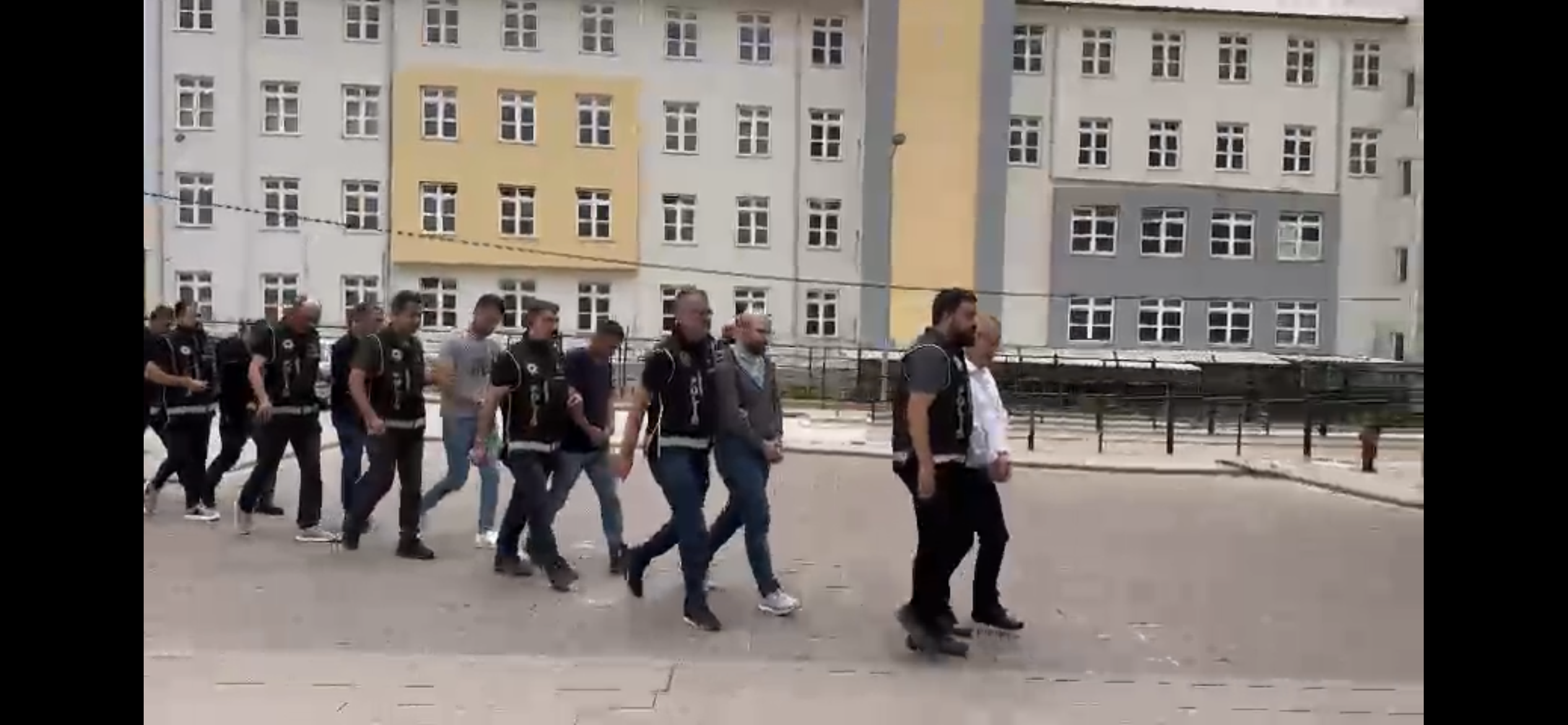 Kaptan Demirçelik fabrikasını 50 milyon dolar dolandırılması ile ilgili adliyeye