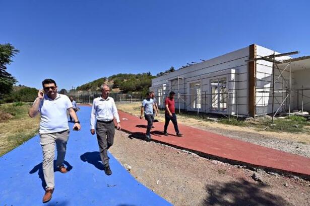 Süleymanpaşa Belediye Başkanı Hüseyin Uzunlar, Barbaros ve Kumbağ Mahallesi’nde yapımı