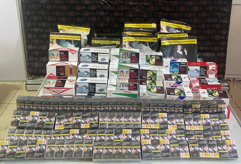 Tekirdağ'ın Çorlu ilçesinde tütün ve makaron operasyonu gerçekleştirildi.