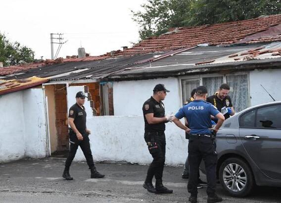 Tekirdağ’ın Çorlu ilçesinde 250 polisin katılımıyla düzenlenen asayiş operasyonunda kanepe