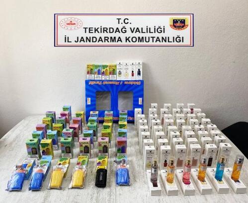 TEKİRDAĞ’IN Çerkezköy ilçesinde jandarma ekipleri 1 otomobilde yaptığı arama 41