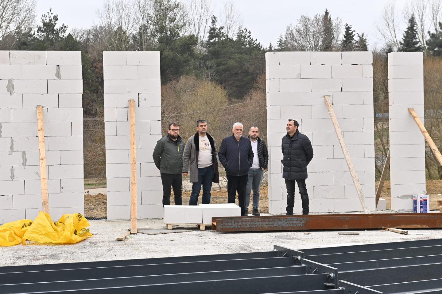 Süleymanpaşa Belediye Başkanı Cüneyt Yüksel, Karacakılavuz Mahallesi'nde devam eden projeleri