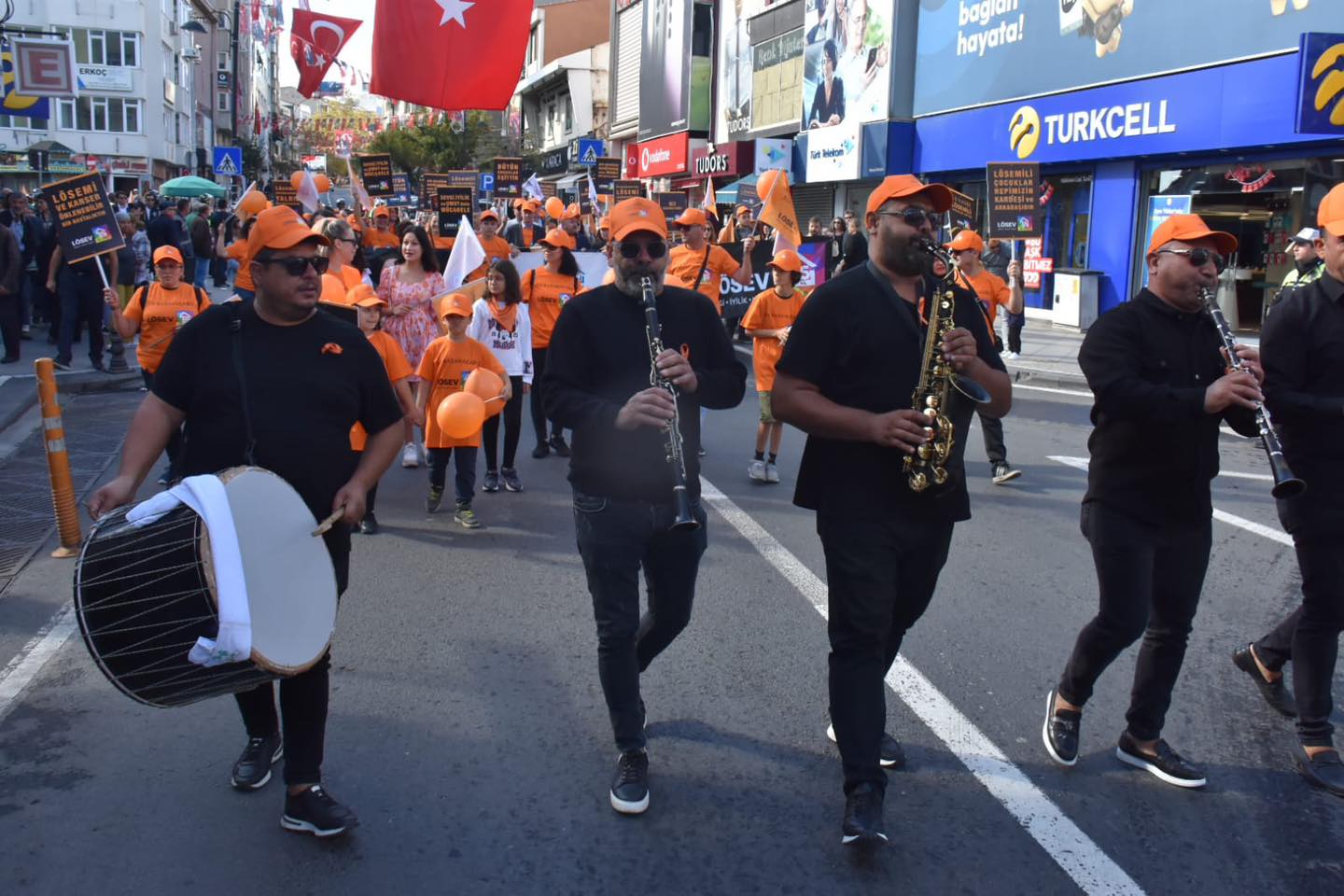Lösemiye Karşı Umut Yürüyüşü Süleymanpaşa Belediye Başkanı Hüseyin Uzunlar, 2-8 Kasım Lösemili Çocuklar Haftası