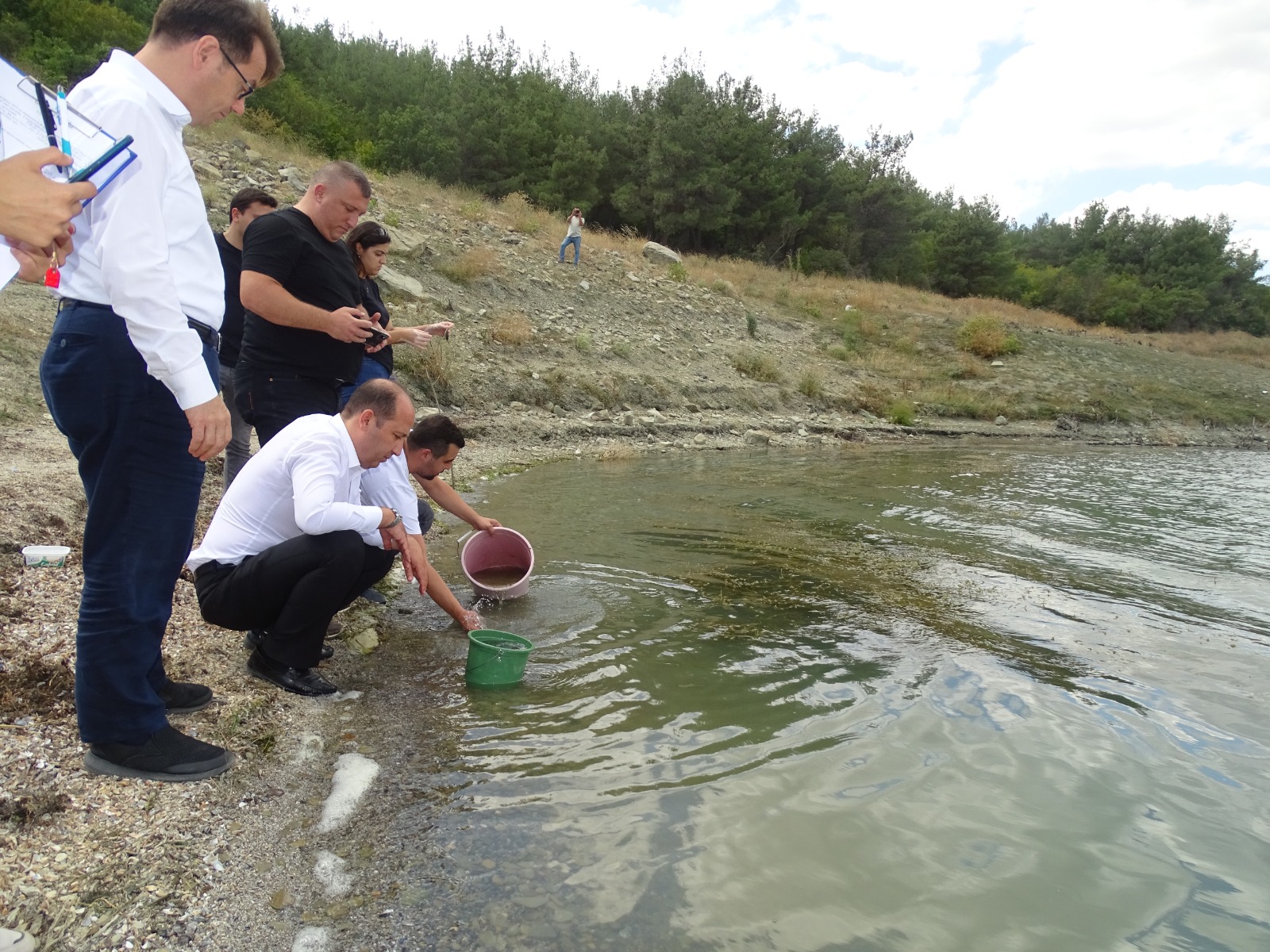 Tarım ve Orman Bakanlığı tarafından gerçekleştirilen ‘Su Kaynaklarının Balıklandırılması’ projesi