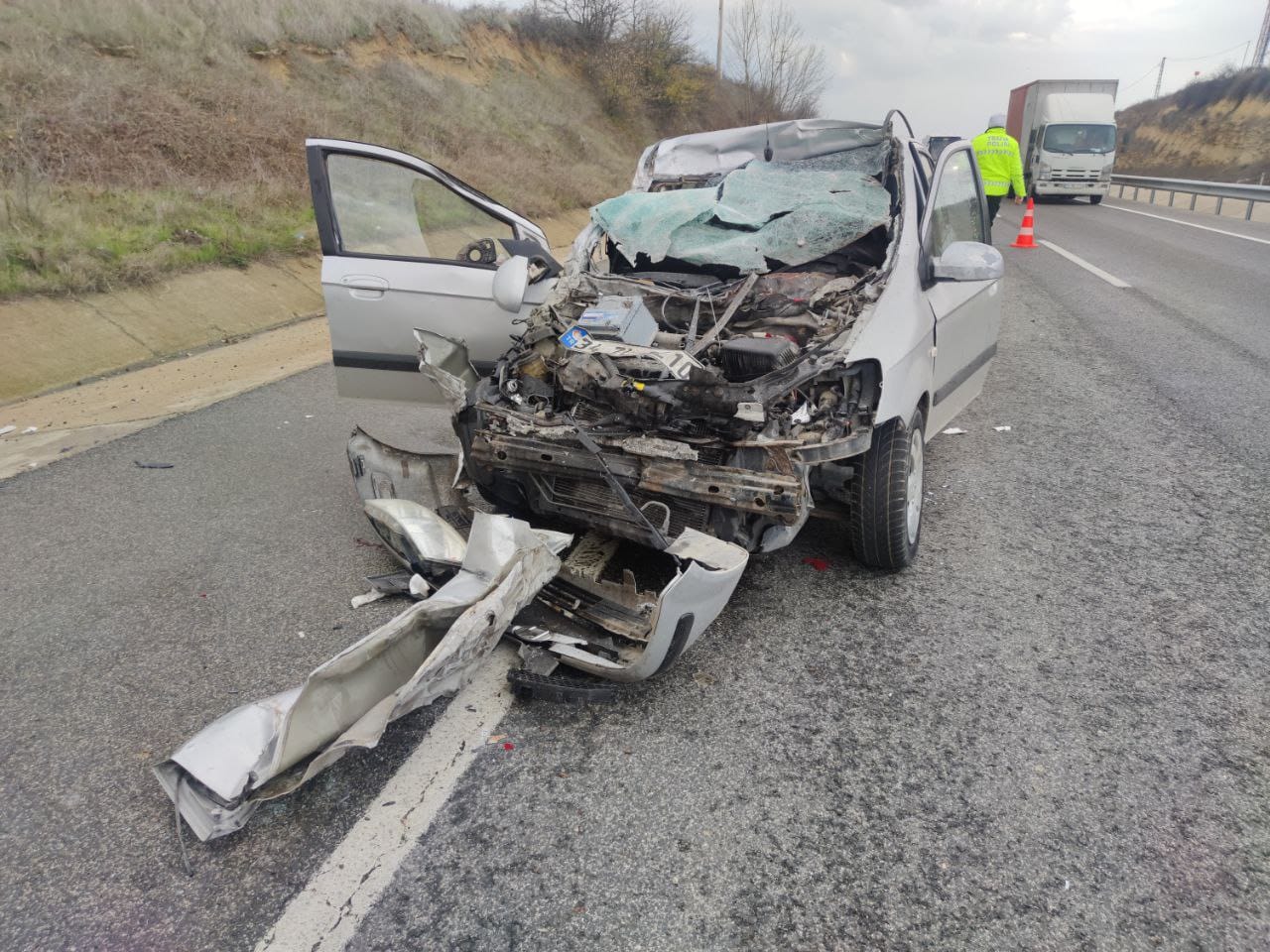 Tekirdağ’ın Süleymanpaşa ilçesinde meydana gelen kazada biri ağır 2 kişi