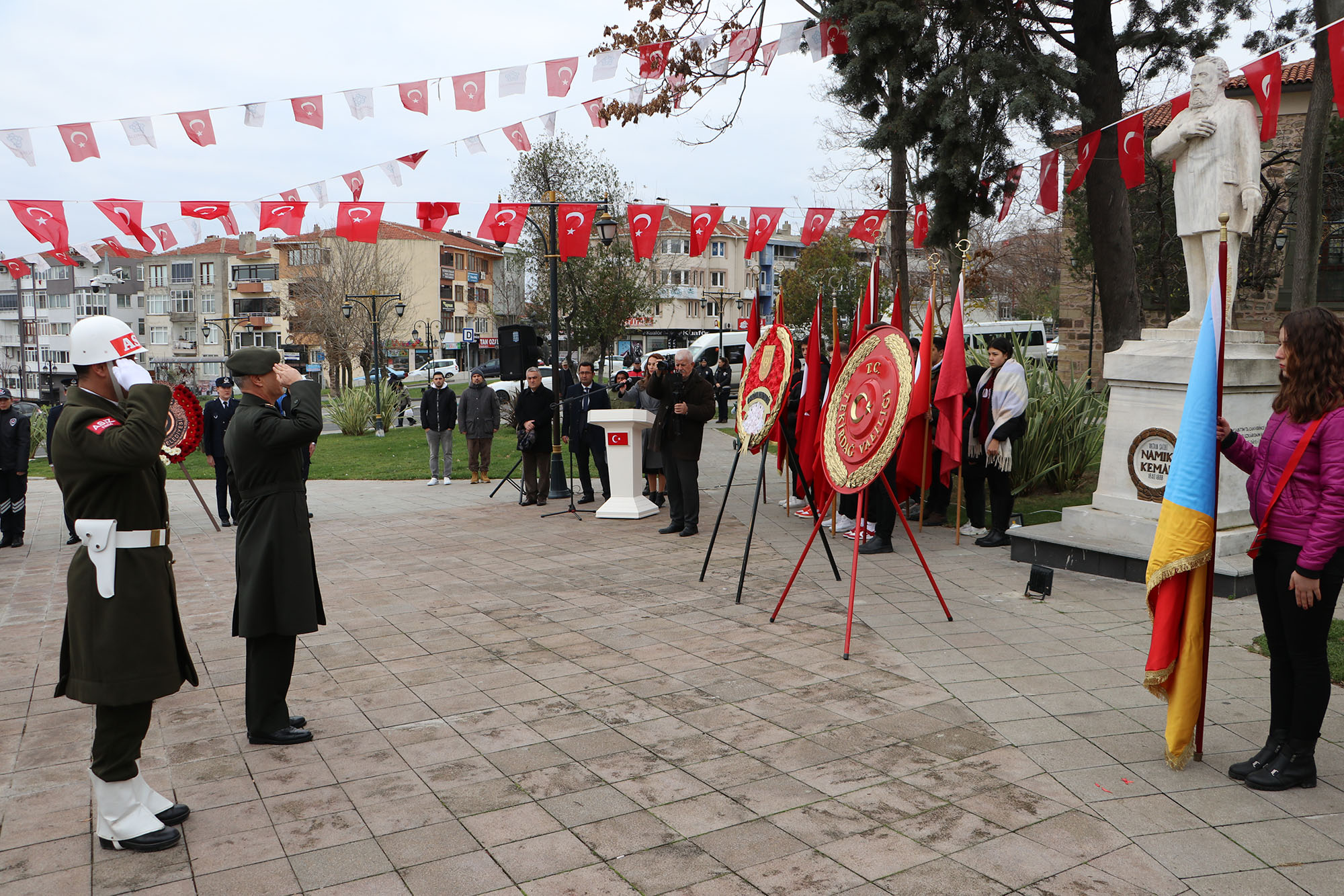 Hürriyet ve Vatan Şairi Namık Kemal’in doğumunun 182. yıldönümü nedeniyle
