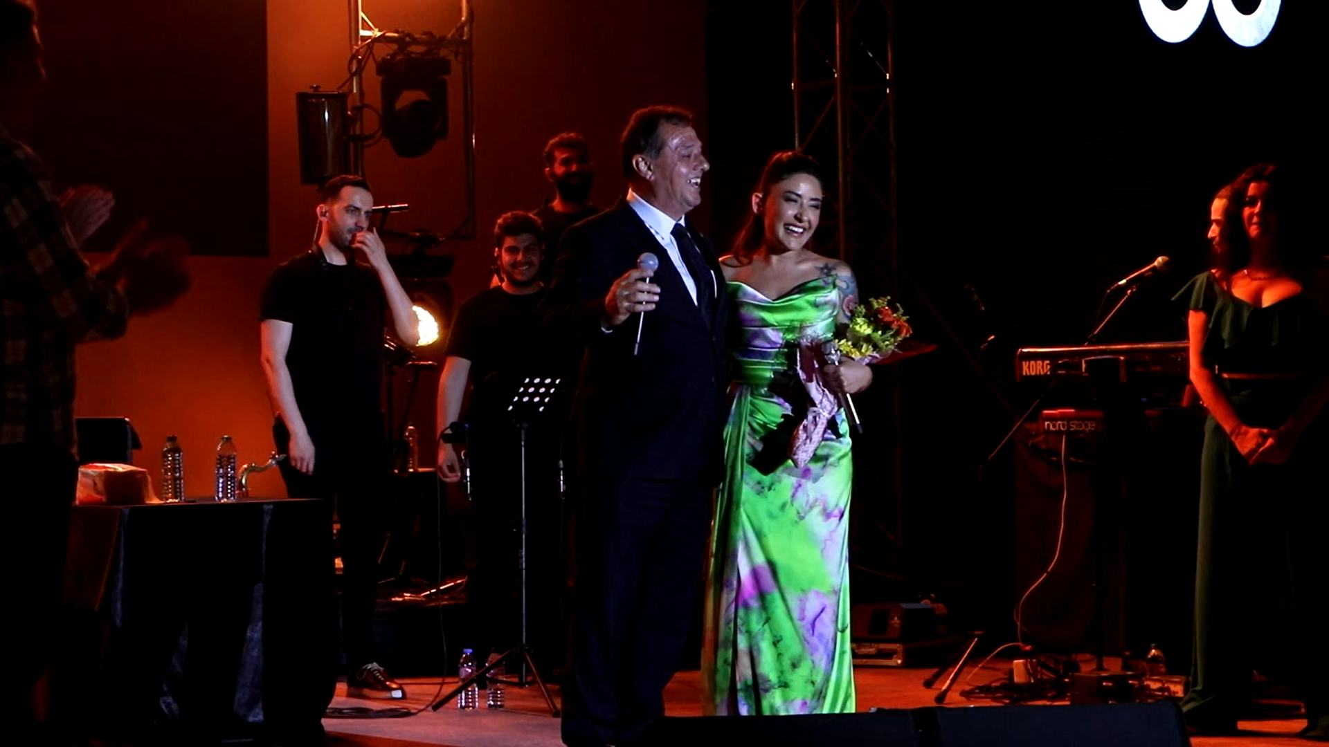 58. Kiraz Festivalinde konser verdikten sonra, AK Partili Süleymanpaşa Belediye