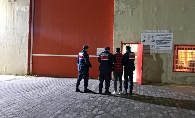 Tekirdağ İl Jandarma Alay Komutanlığına bağlı JASAT dedektifleri dolandırıcılara göz