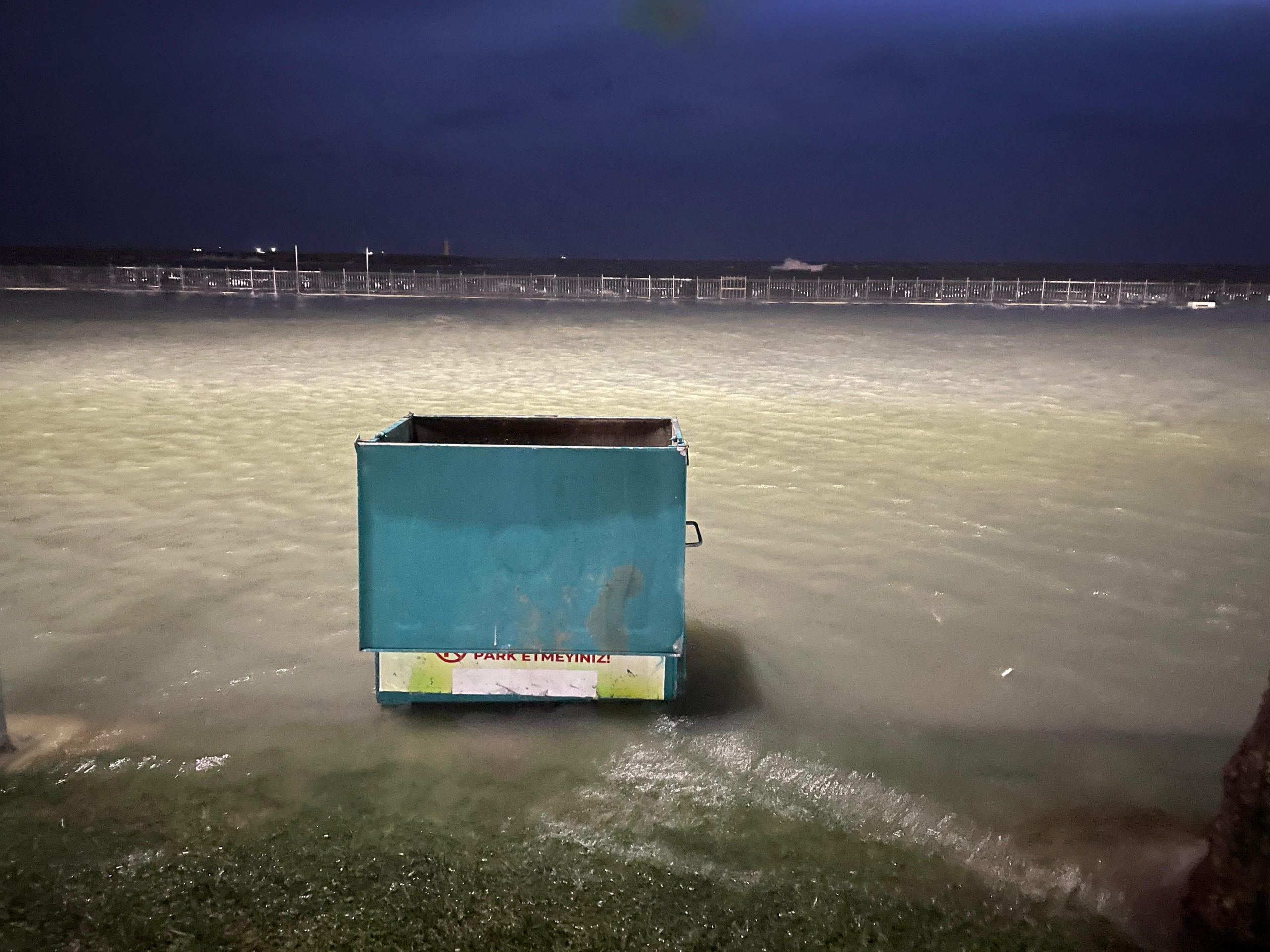 Meteoroloji genel müdürlüğü tarafından yapılan son uyarıların ardından Lodos Tekirdağ’da