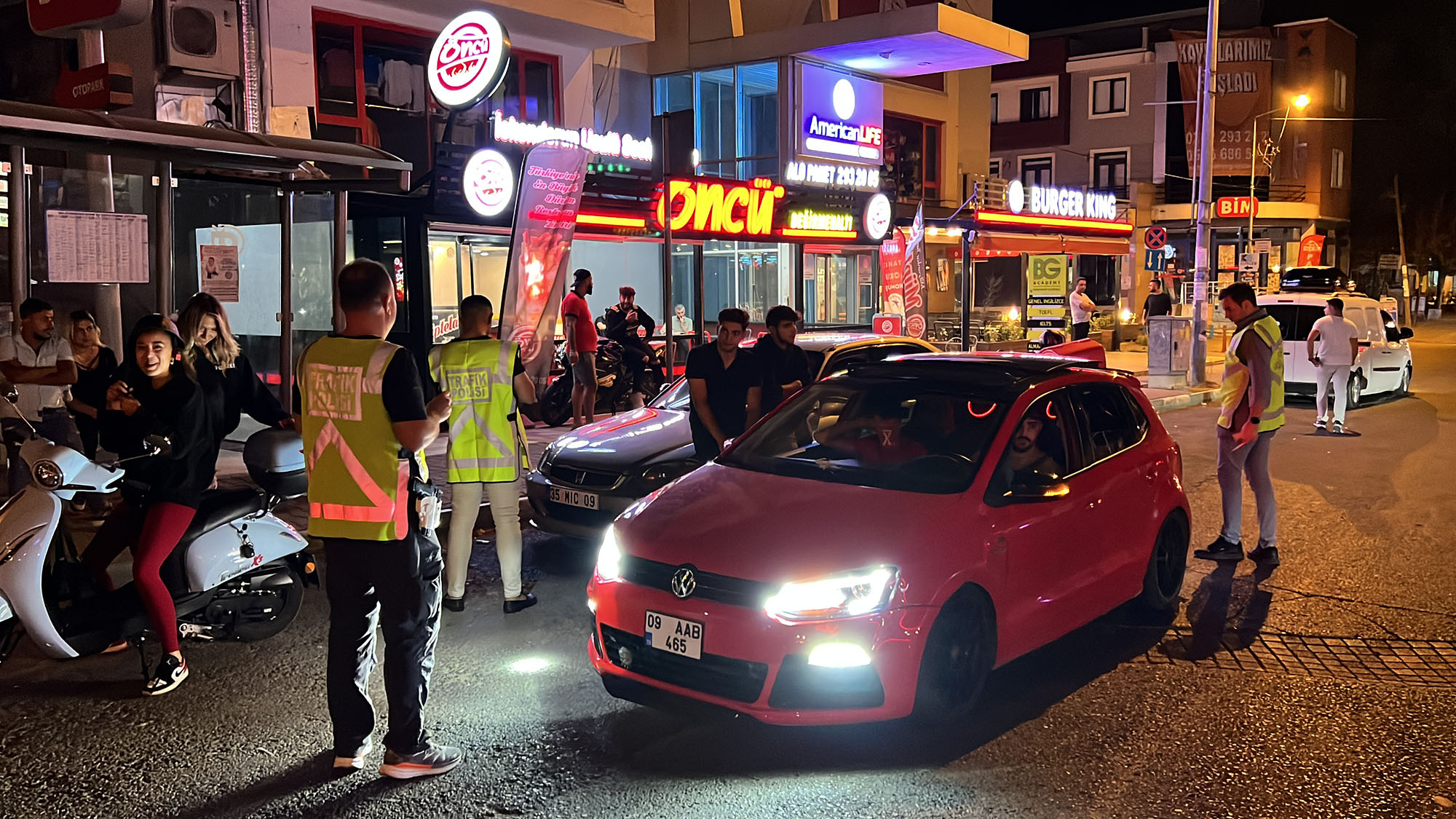 Tekirdağ İl Emniyet Müdürlüğü, Trafik Denetleme Şube müdürlüğü ekipleri sivil