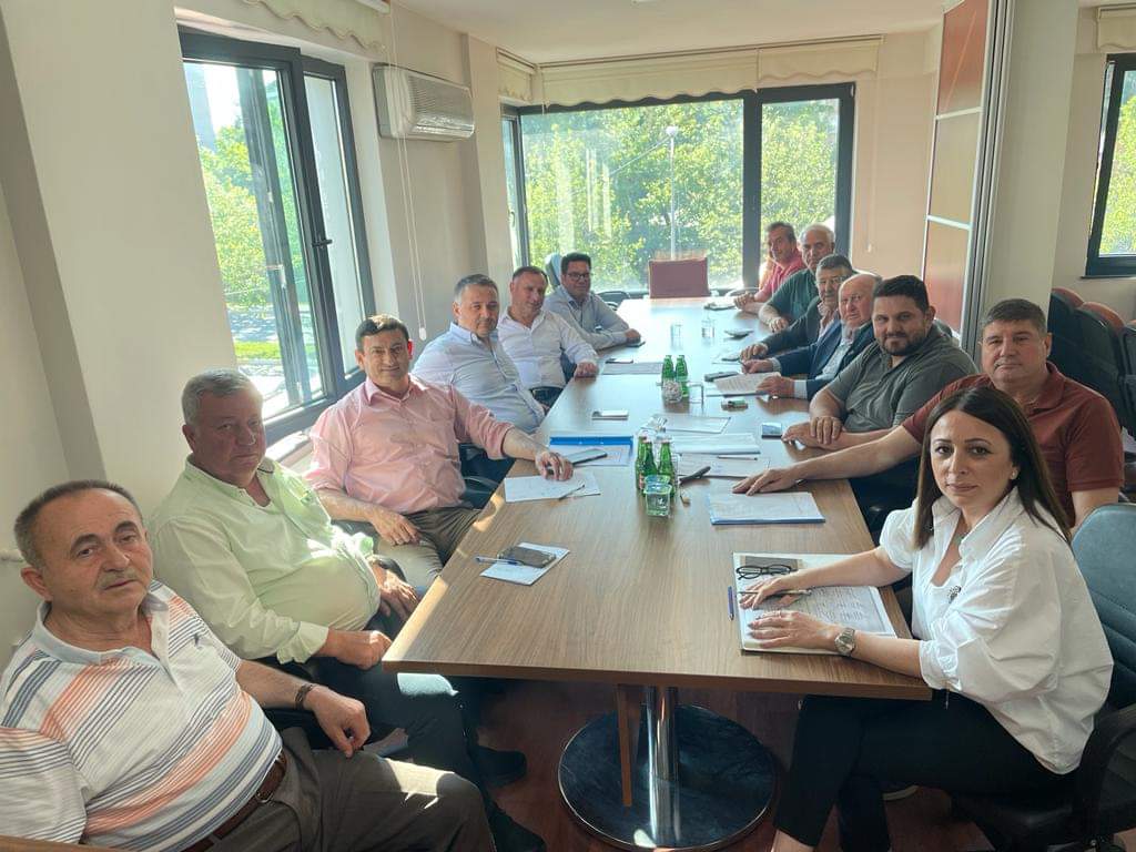 Ayçiçeği veriminde büyük düşüşler, mazot ve gübre fiyatlarındaki artışlar, çiftçilerin