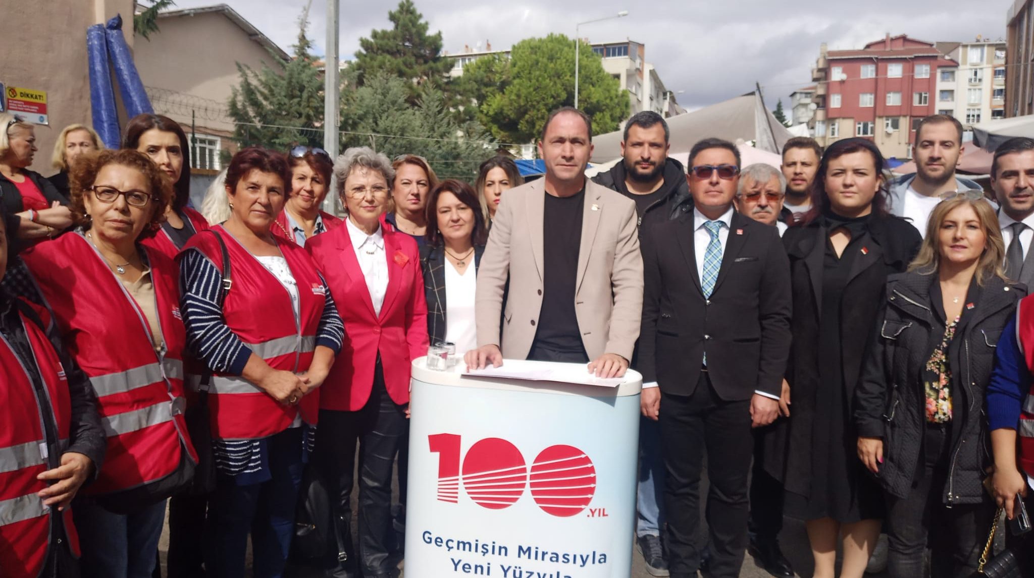 Cumhuriyet Halk Partisi Süleymanpaşa İlçe Başkanı Ali Engin, 17 Ekim