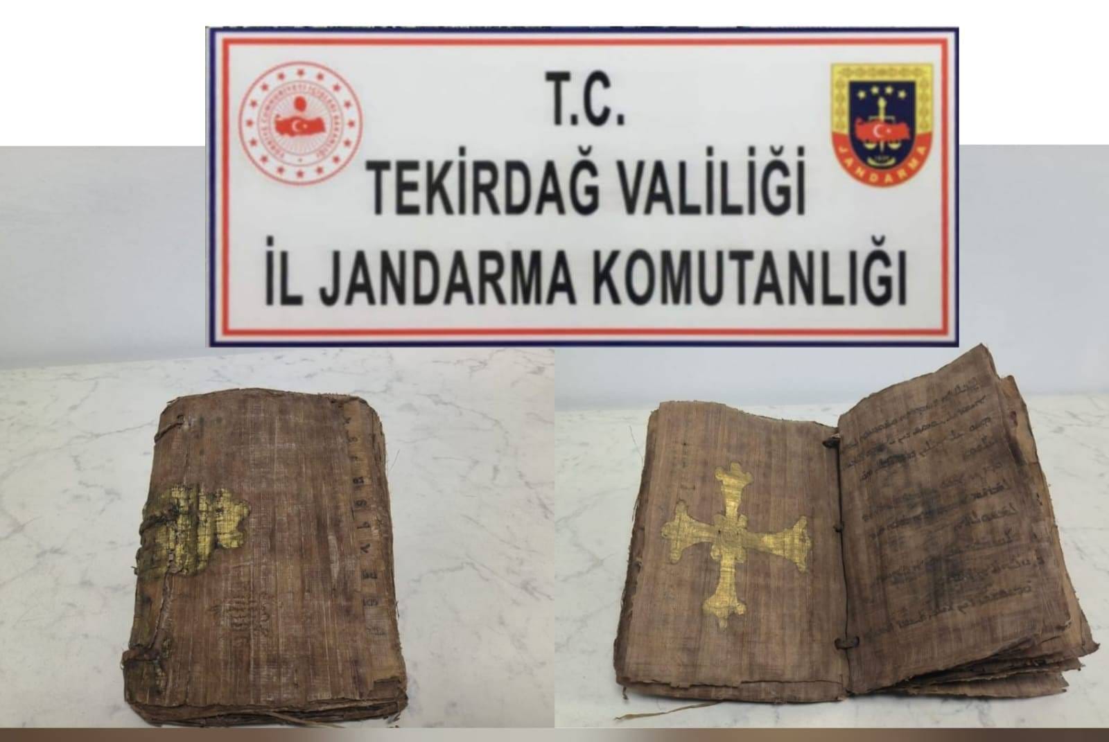 Tekirdağ İl Jandarma komutanlığı ekipleri, bir şahsın evinde yüzlerce yıl