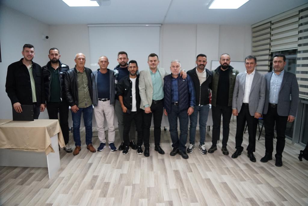 Serkan Bezgin Yeniden Başkan Seçildi Türkiye 3. Futbol Ligi’nde mücadele eden Tekirdağ’ın profesyonel liglerdeki tek