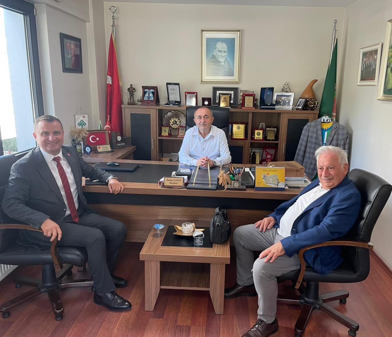 Hasan Aydık sahada çalışmalara hız verdi Hasan Aydık Önemli Kurumlara Ziyaretler Gerçekleştirdi CHP’den Süleymanpaşa Belediyesi için