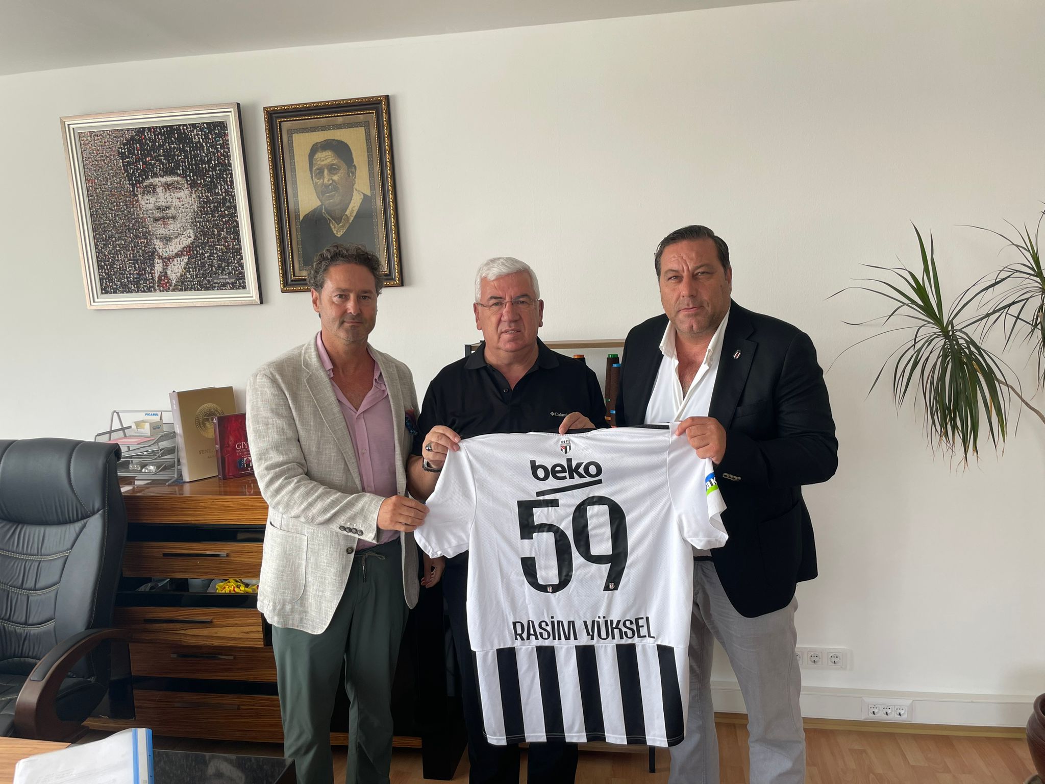 Beşiktaş Kulübünün Dernekler ve Sosyal Tesislerden Sorumlu Yönetim Kurulu Üyesi