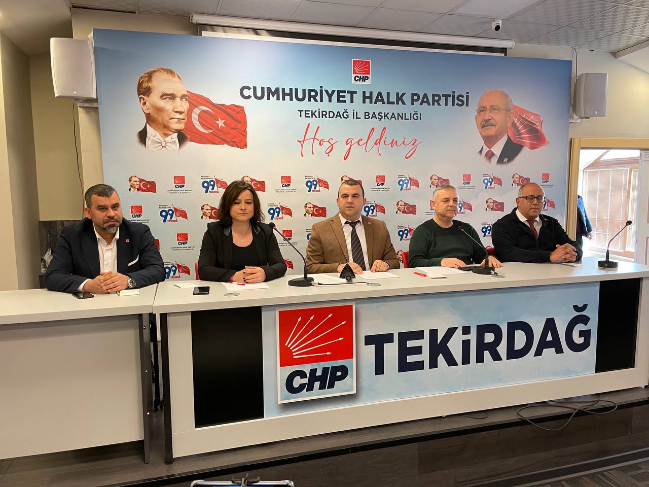 CHP Tekirdağ İl Binasında Tekirdağ İl Başkanı Volkan Nallar basın