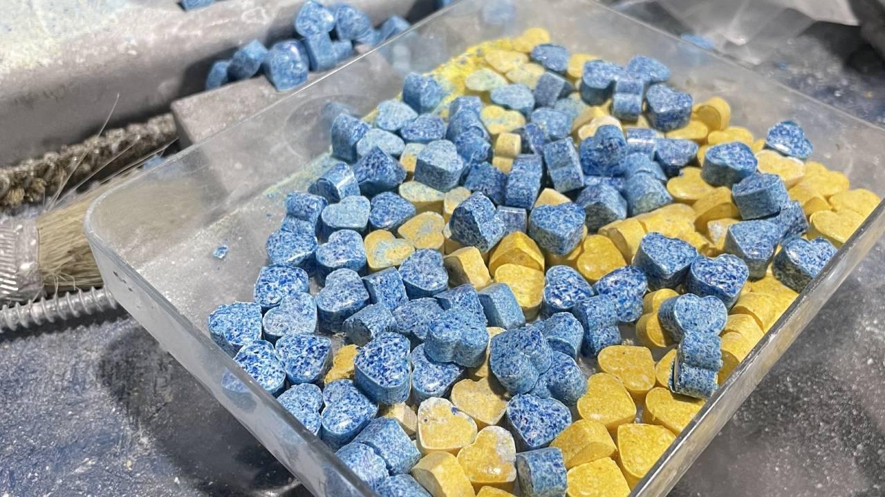 Tekirdağ’ın Süleymanpaşa ilçesinde 3 bin 108 uyuşturucu hap ele geçirilen