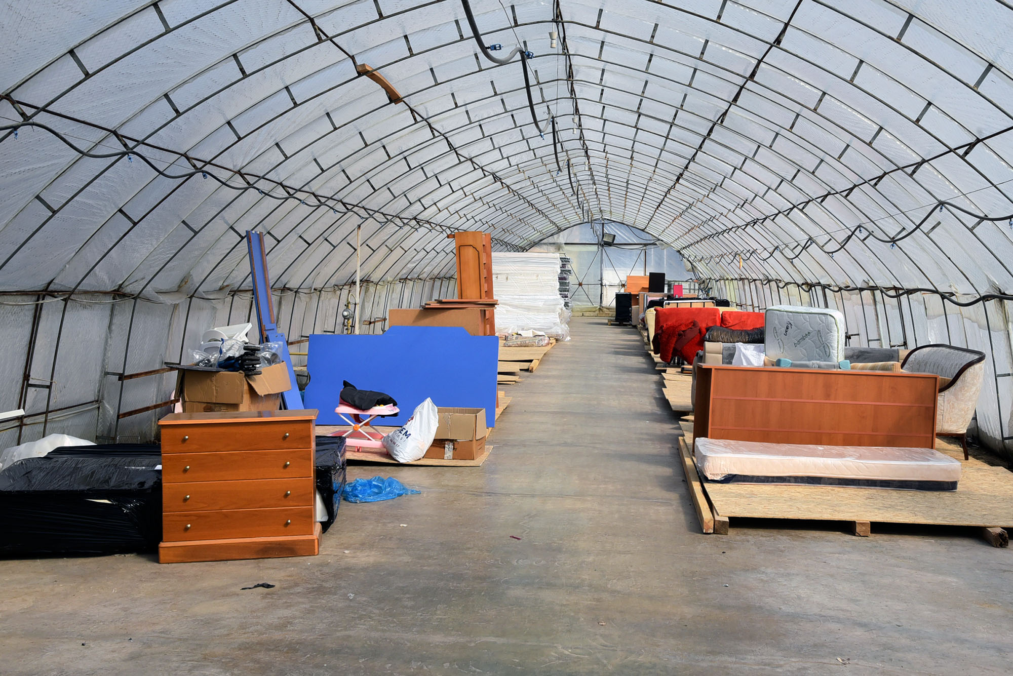 Depremzede Vatandaşlara Yardımlar Devam Ediyor Yaptığı çağrının ardından çığ gibi büyüyen yardım kampanyası ile deprem